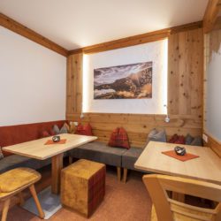 Aufenthaltsraum – Hotel Garni Haus Tyrol, 3-Sterne Hotel Pension in Obertauern